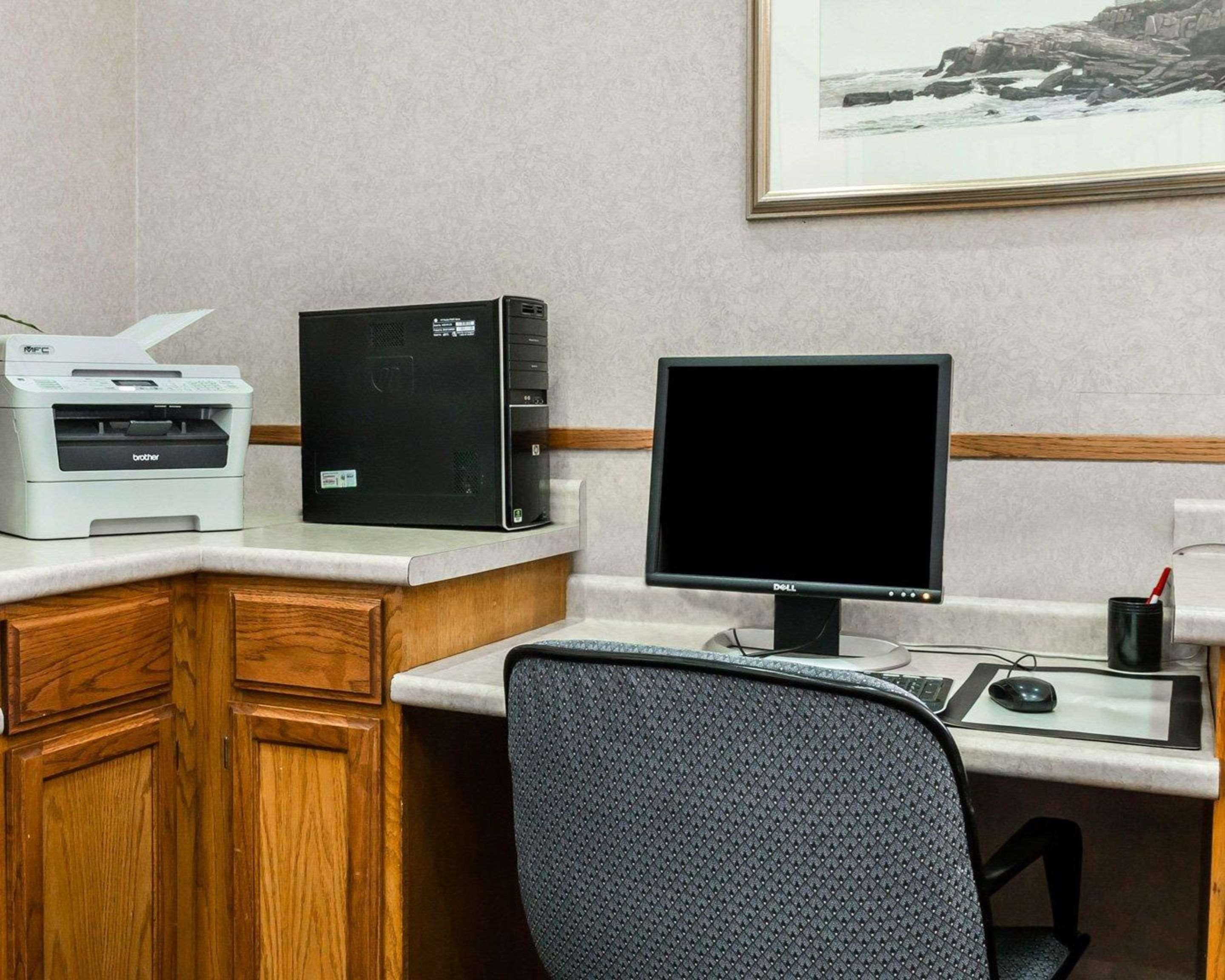 Econo Lodge & Suites Cascade Buitenkant foto